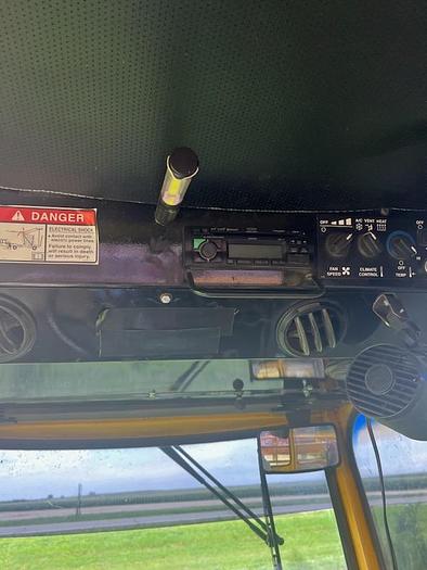 Used 2008 New Holland H9880 Balewagon w/ Mil-Stak Clamp