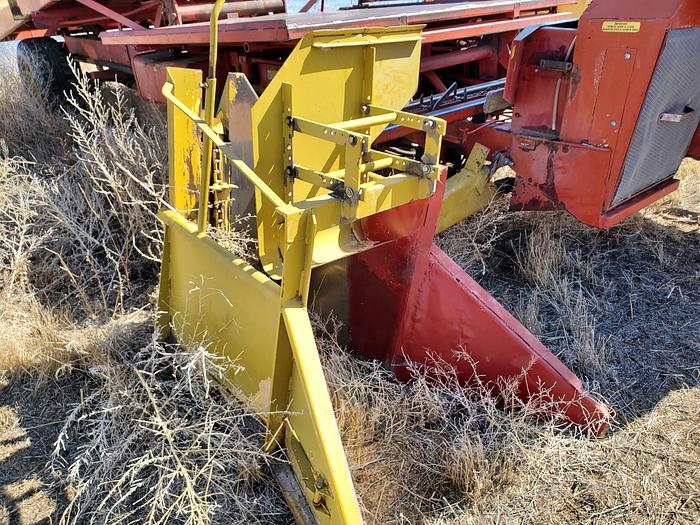 Used New Holland 1049 Balewagon
