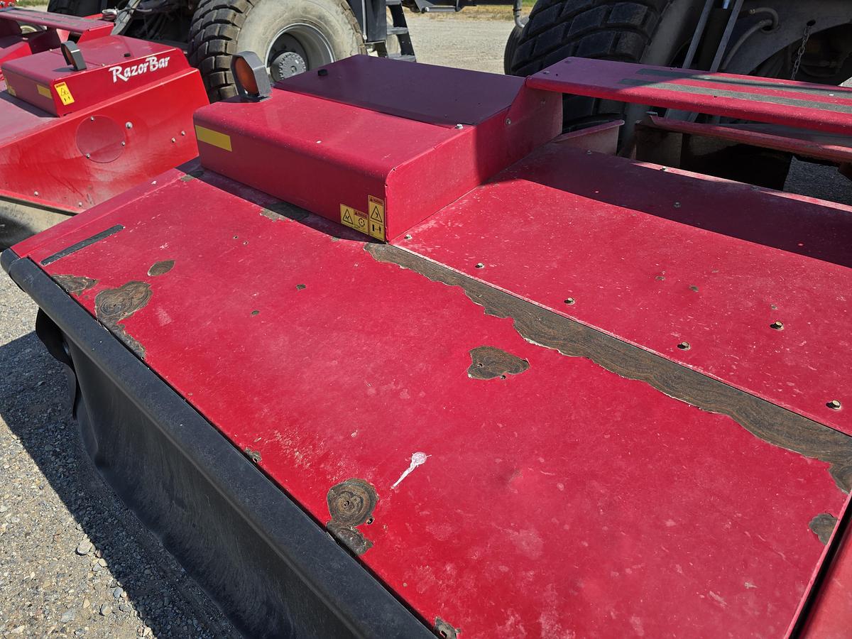 Used 2015 Massey Ferguson WR9870 Rotary Windrower w/ 1600 hrs