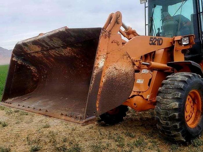 Used Case 521D Wheel Loader w/ 3000 hrs