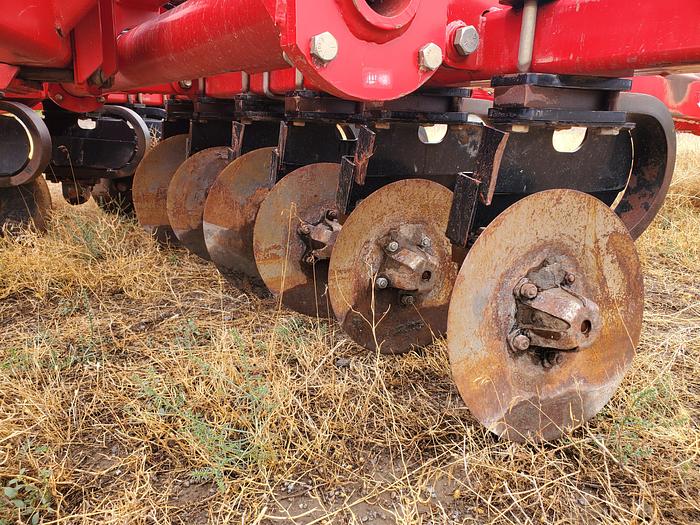 Used Sunflower 4511 Disk Ripper - 11 Shank