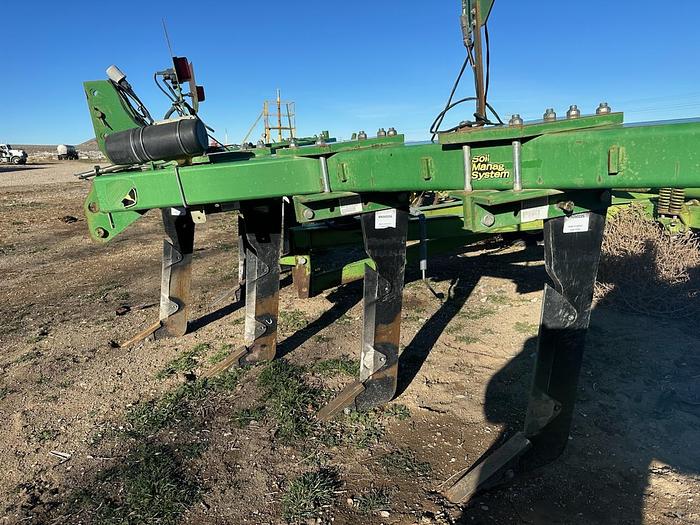 Used John Deere 915 Ripper - 7 Shank **All New Shanks**