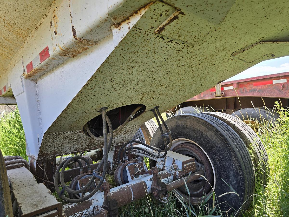 Used 2017 32' Brazos End Dump Trailer