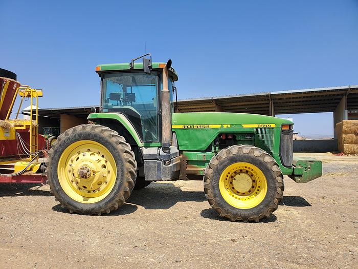 Used 1998 John Deere 8400 Tractor