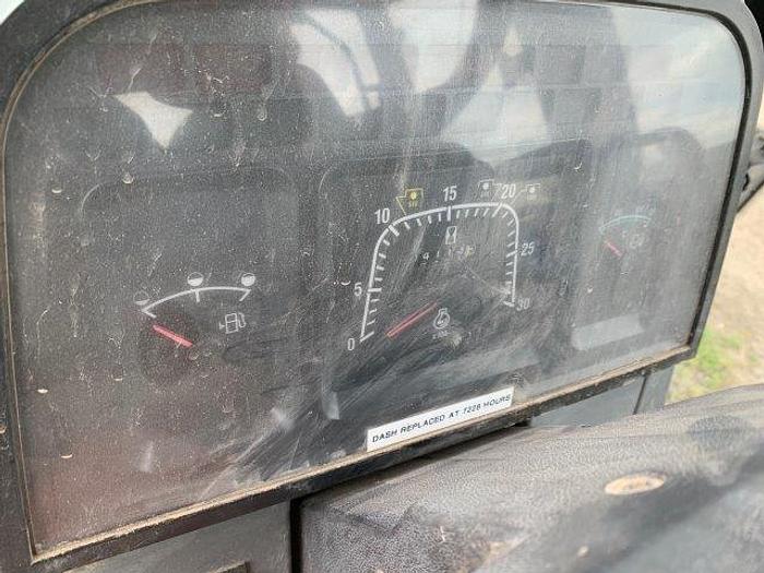 Used New Holland 7740 MFWD Tractor w/ loader