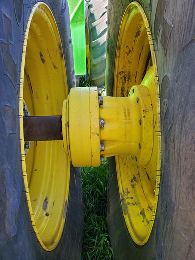 Used 2022 John Deere 9570R Tractor w/ PTO - 1100 hrs