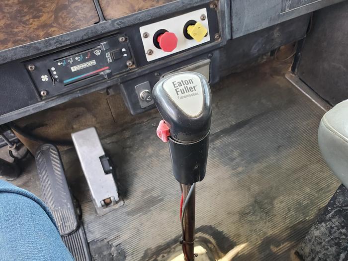 Used 1996 Kenworth T800 Truck