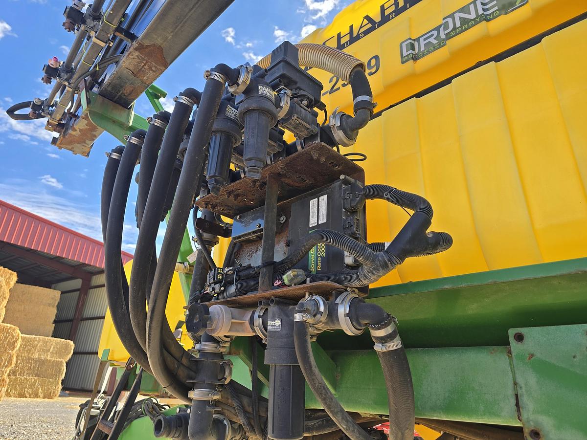Used Schaben SF-8500 Sprayer w/ 90' Boom