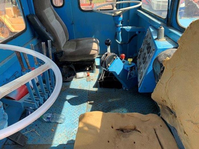 Used 1980 Hay Hog Hay Squeeze