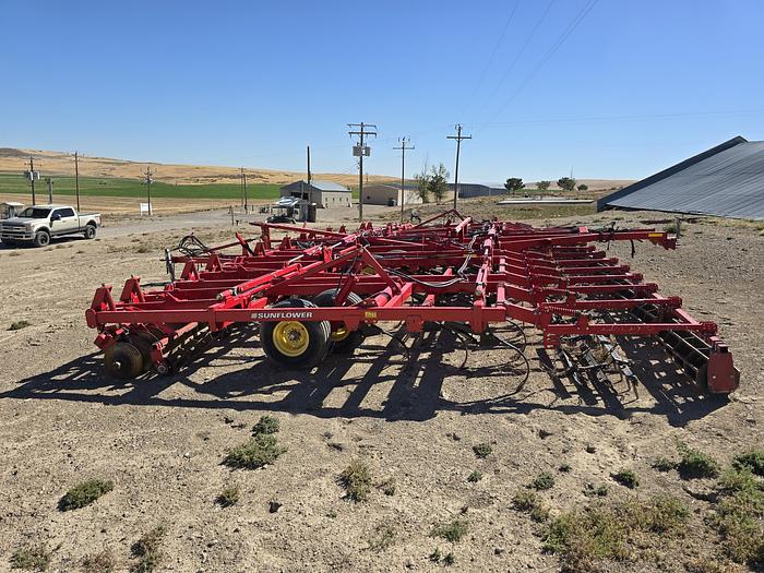 Used 2016 40' Sunflower 6433 Mulch Finisher
