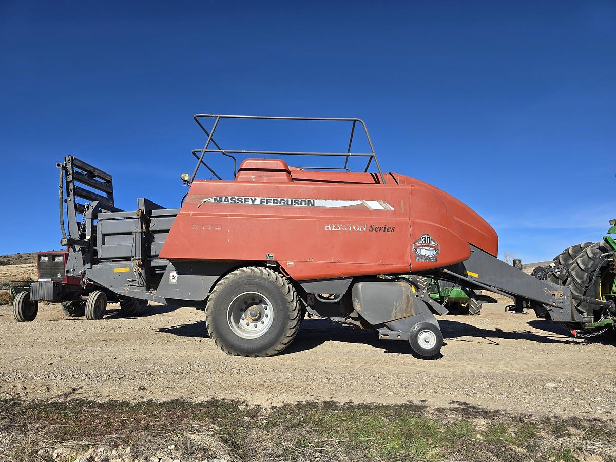 Used 2008 Massey Ferguson 2170 Baler