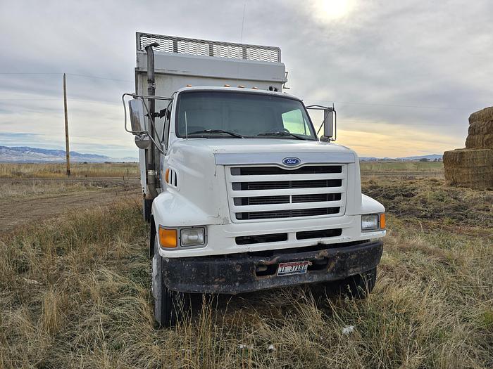 Used 98' Ford Louisville Silage Truck w/ Allison Trans