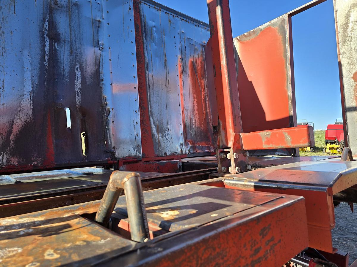 Used ** Going to Auction ** Freeman 5000 Bale Stacker