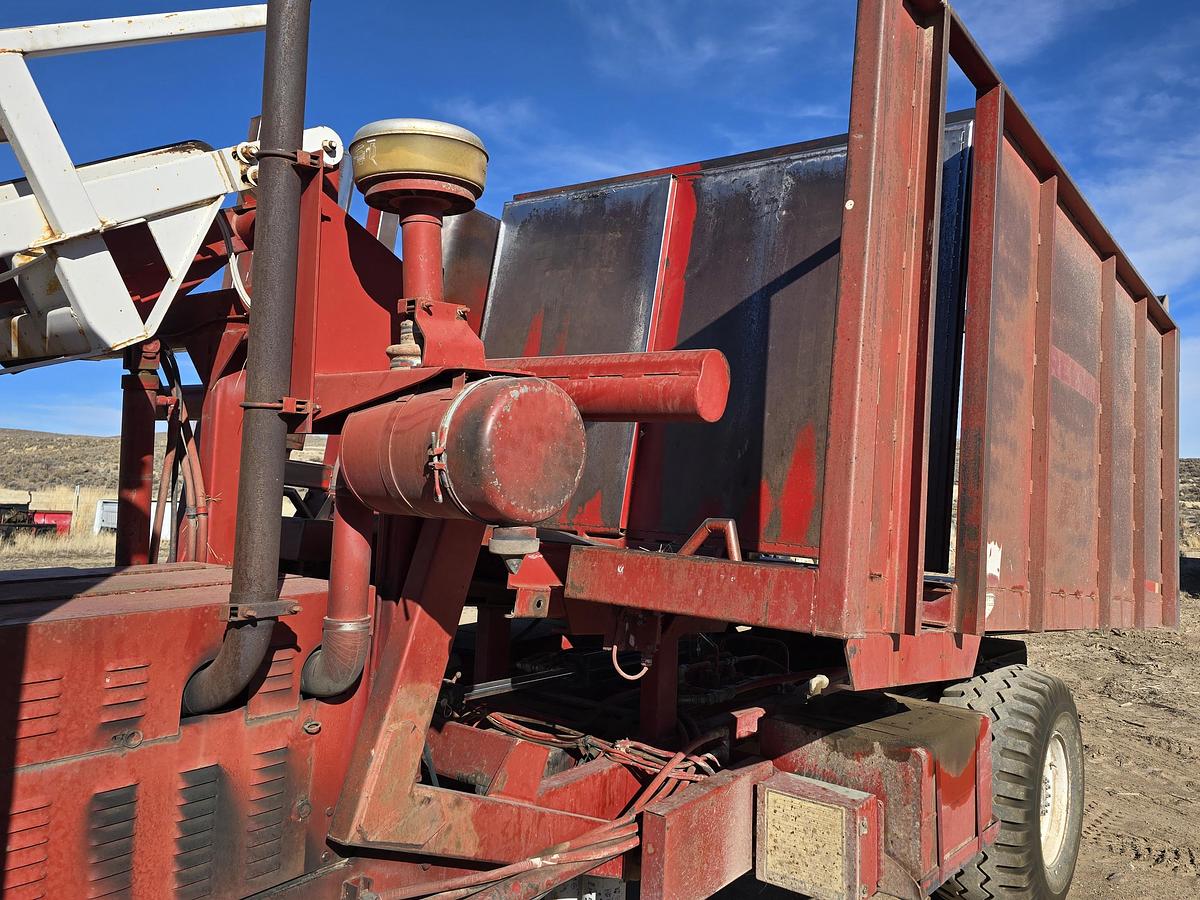 Used Freeman 5000 Bale Stacker