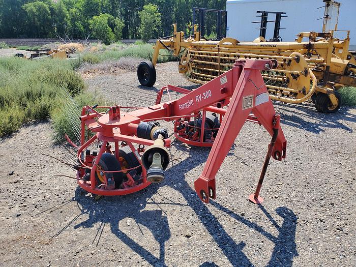Used 10' Fransgard RV-300 Tedder