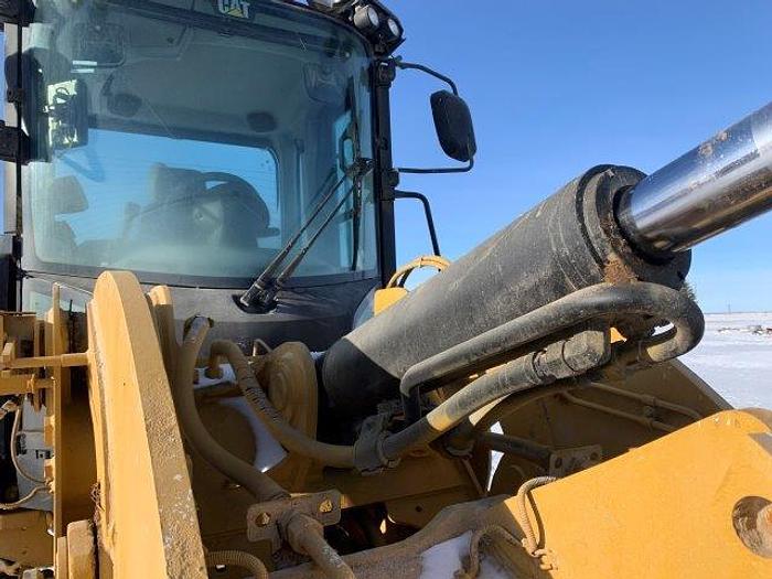 Used Caterpillar 930K