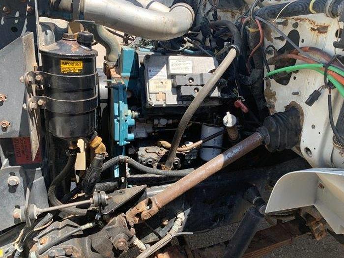 Used 2001 Interational 4900