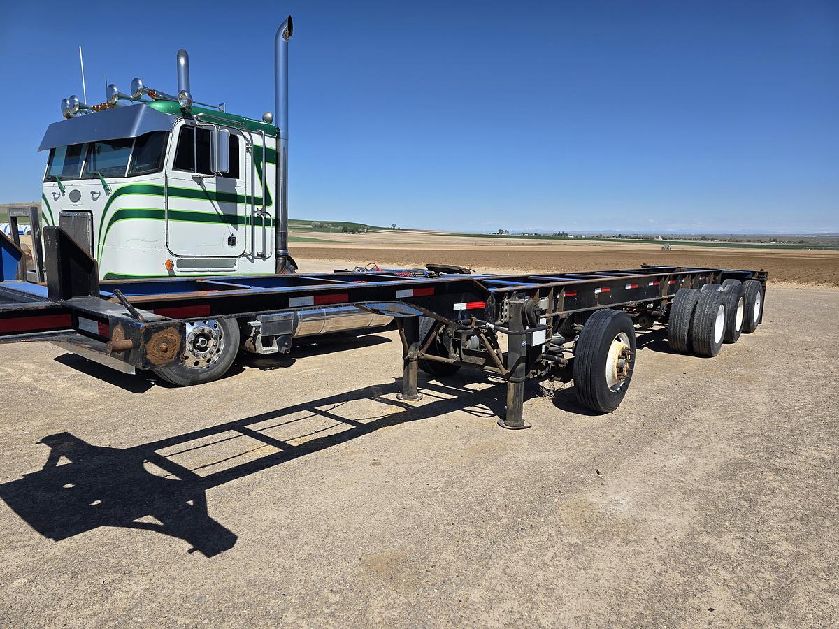 Used 40' Pratt Container / Chassis Trailer - 4 Axle