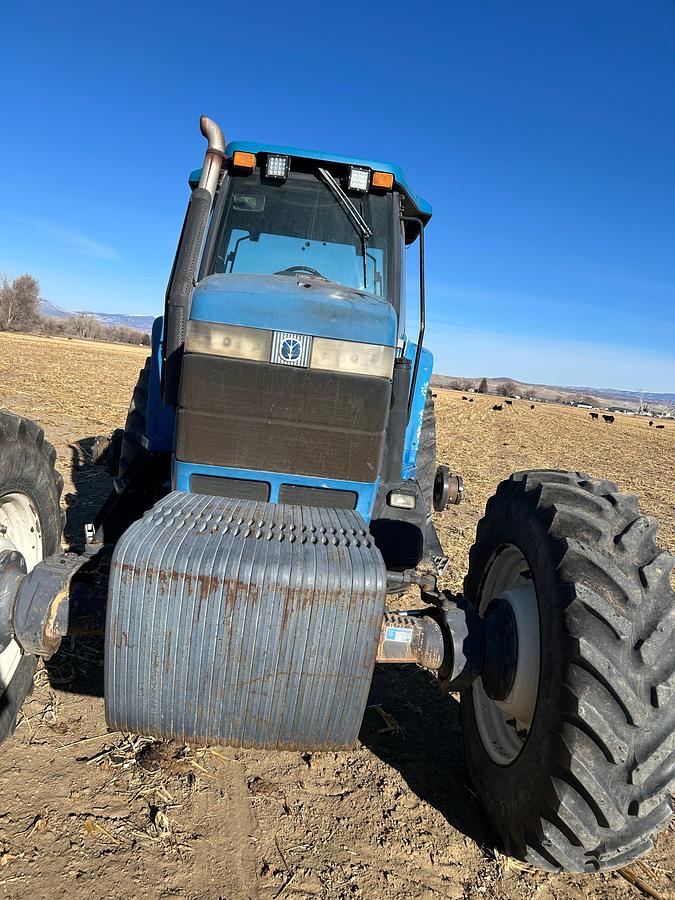 Used 1995 Ford / New Holland 8770 Tractor ** New Engine **