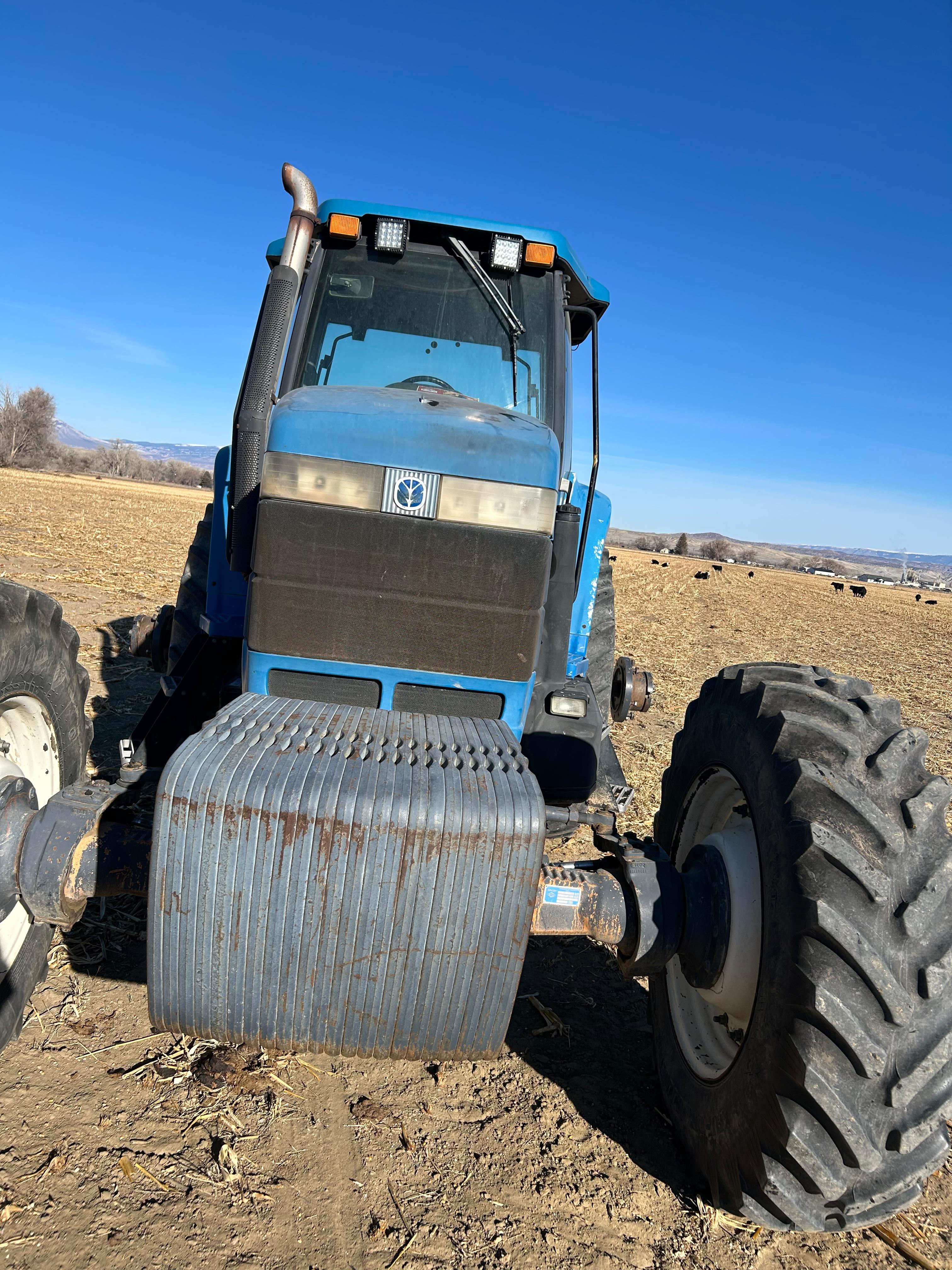 Used 1995 Ford / New Holland 8770 Tractor ** New Engine **
