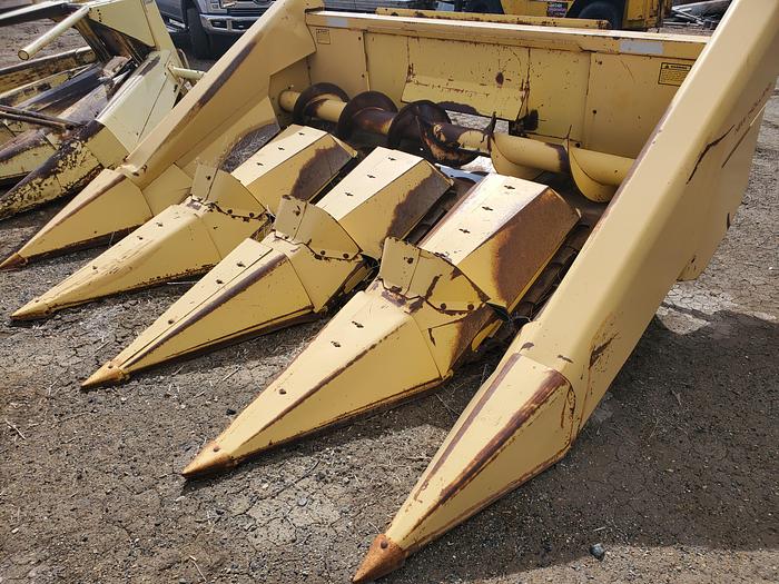 Used John Deere 5820 Forage Harvester / Chopper w/ 3 Headers