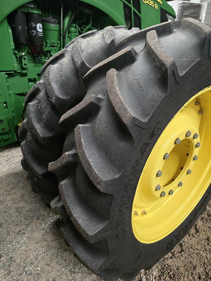 Used 2013 John Deere 8235R Tractor w/ 3700 hrs