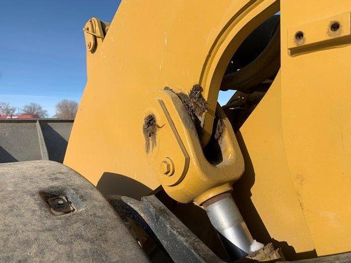 Used Caterpillar 930K