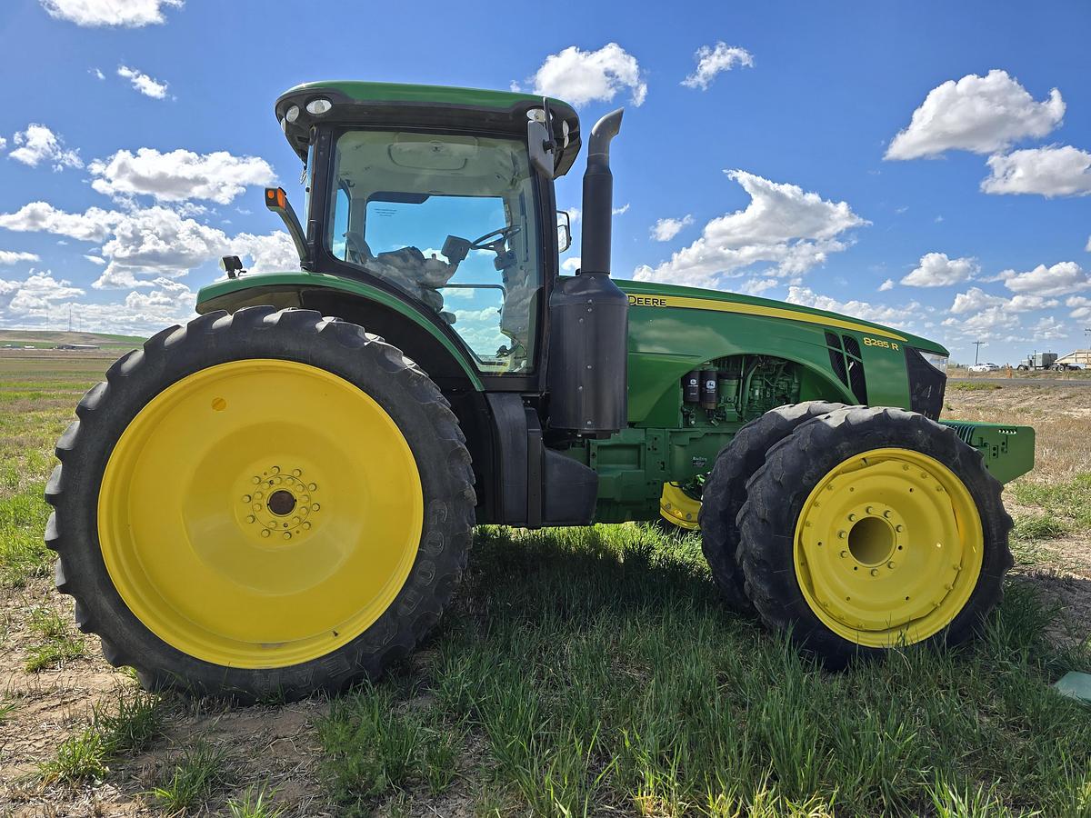 Used 2012 John Deere 8285R Tractor w/ IVT