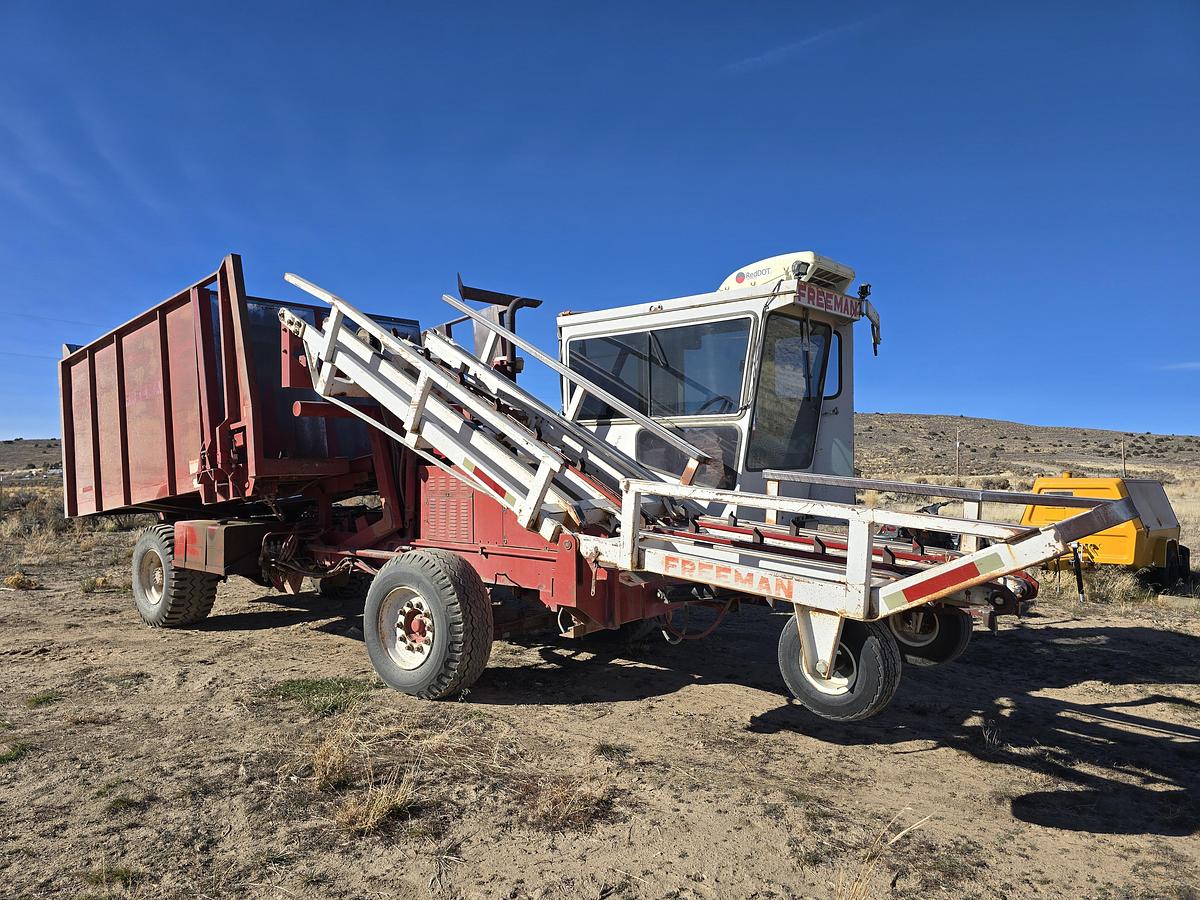 Used Freeman 5000 Bale Stacker