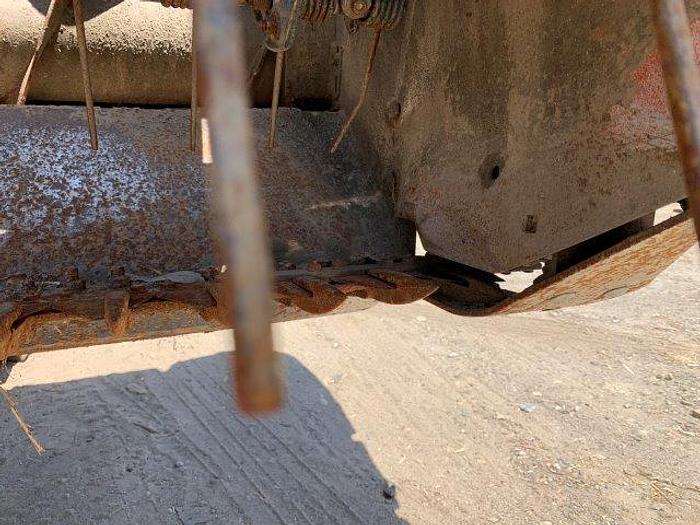 Used 2009 Massey Ferguson 9435 Windrower