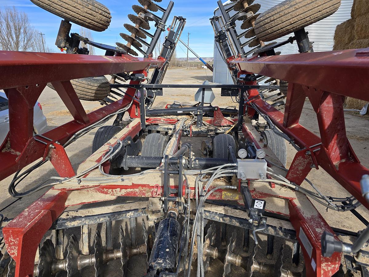 Used 2016 Case 335 Barracuda Vertical-Till Disk