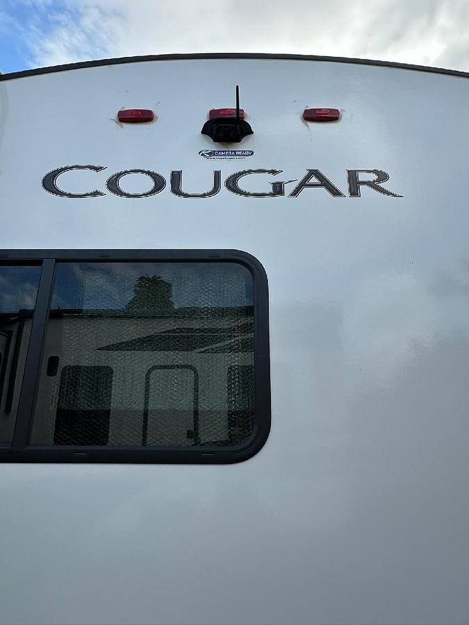 Used 2023 26' Keystone Cougar Travel Trailer