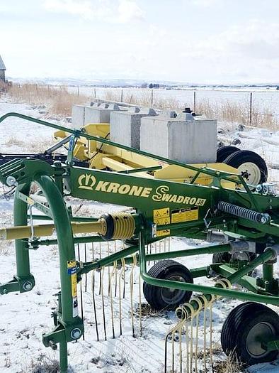 Used 2021 Krone Swadro 38 Rotary Rake ** Like New **