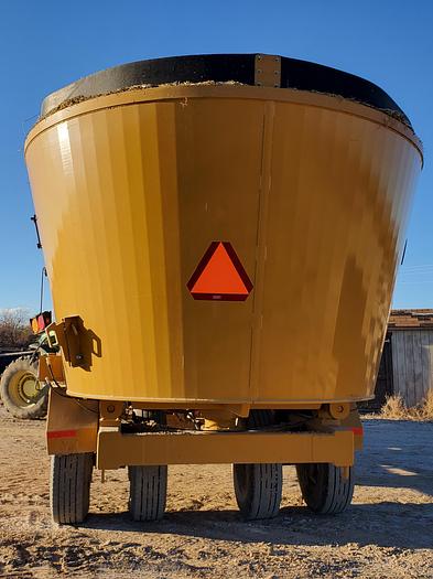 Used 2021 HayBuster CMF-830 Vertical Feed Mixer