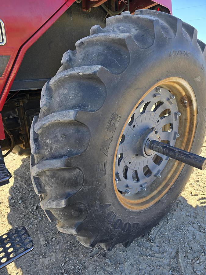 Used International 3088 Tractor