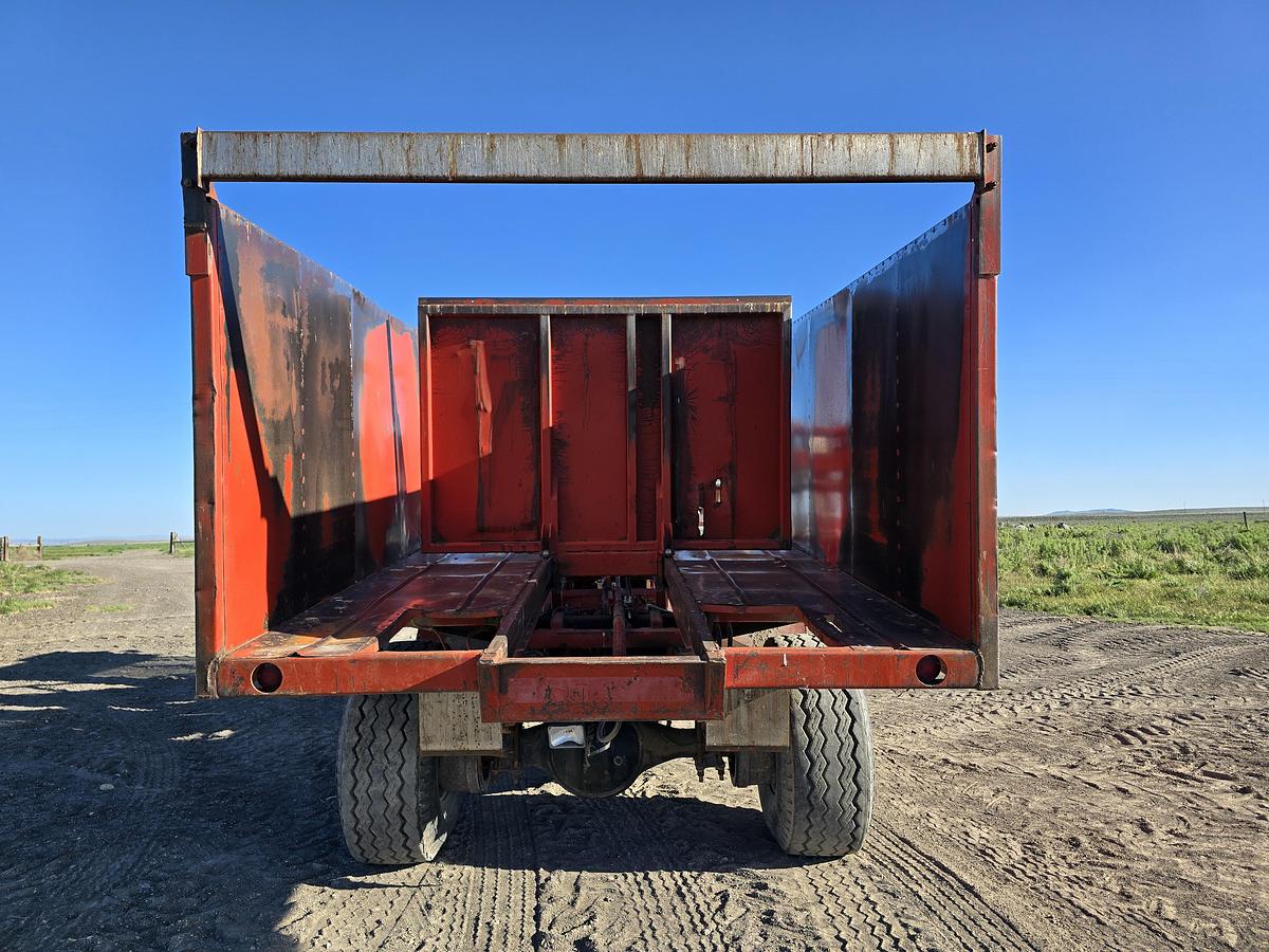 Used ** Going to Auction ** Freeman 5000 Bale Stacker