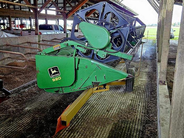 Used 1990 John Deere 9400 Combine w/ Grain Header