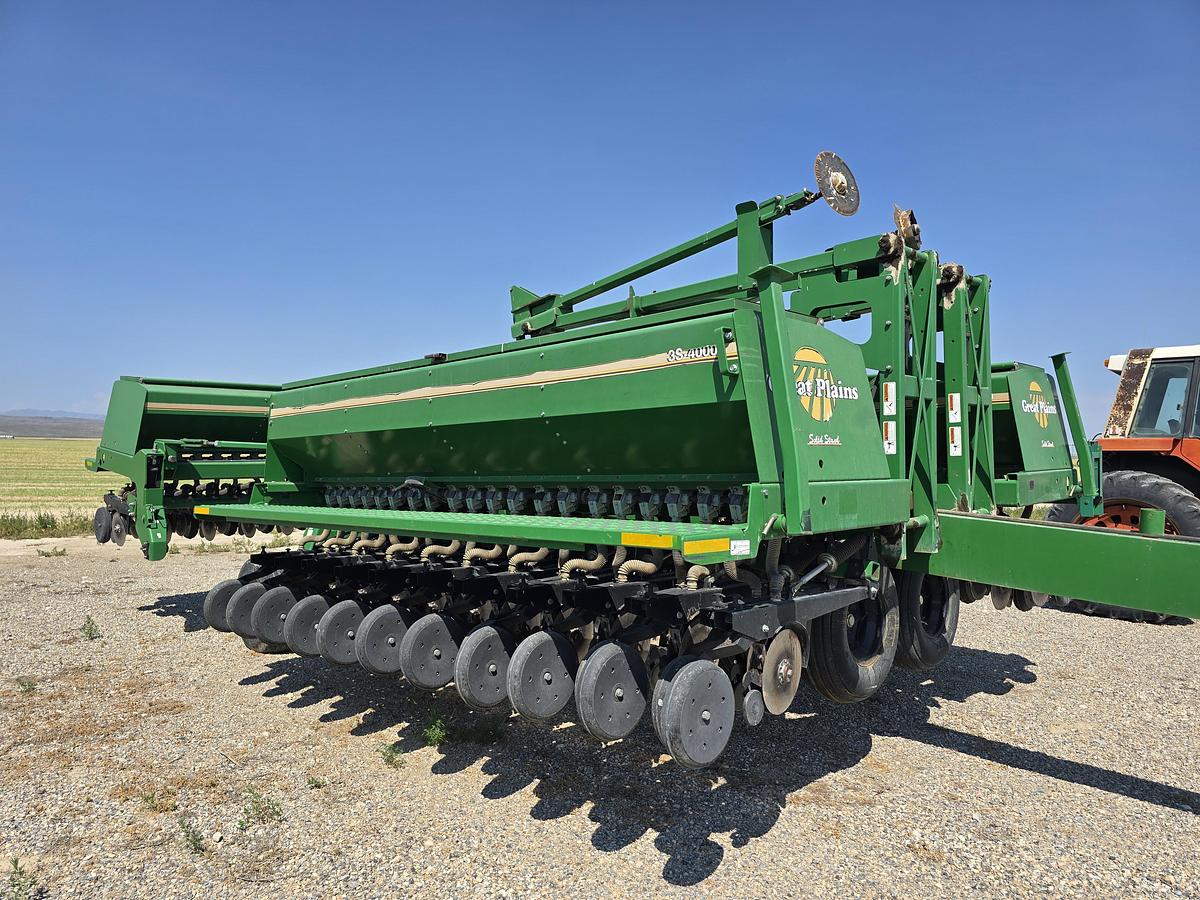 Used 40' Great Plains 3S-4000 Grain Drill