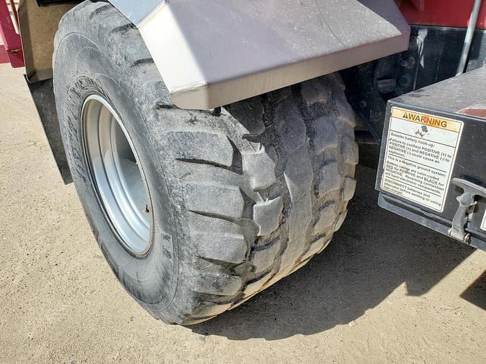 Used 2017 Stinger 6500 Bale Stacker w/ 3100 hrs