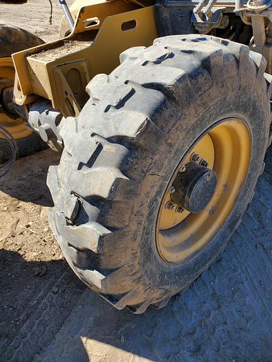 Used 2015 Cat TH407C Telehandler - 3500 hrs