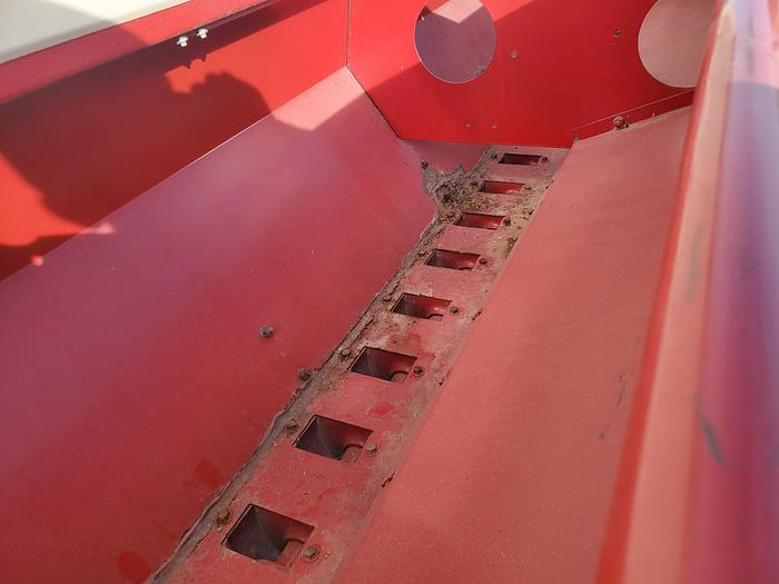 Used 12' International 510 Grain Drill w/ Small Seed