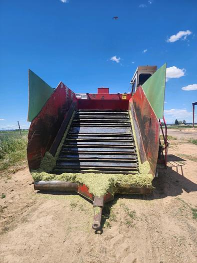 Used 1998 Versa ID2012 Silage Bagger