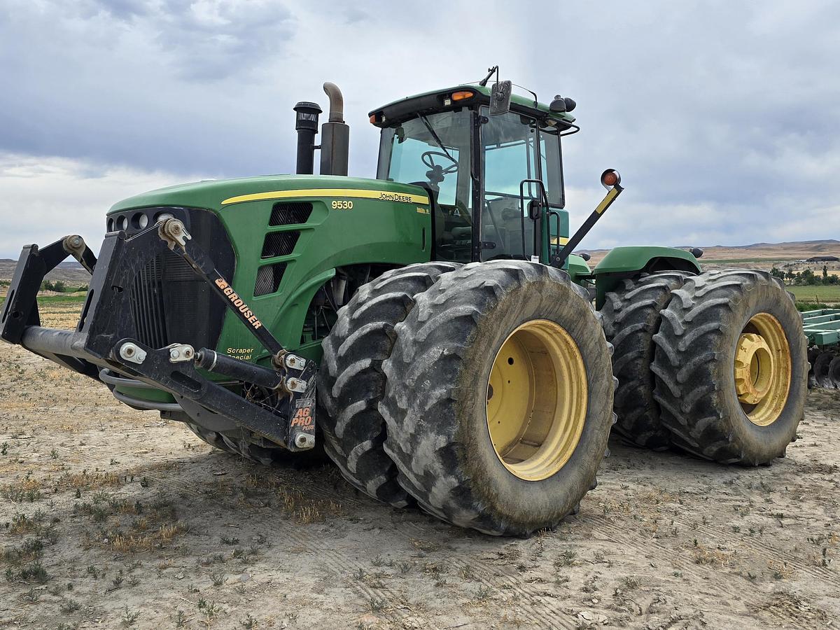 Used John Deere 9530 Tractor w/ 11k hrs