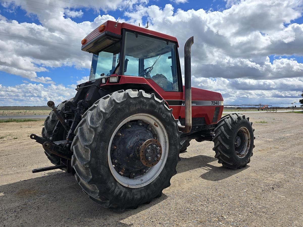 Used 1994 Case 7240 Tractor