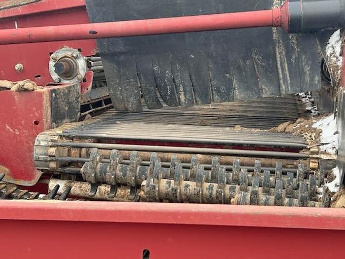 Used 2009 Spudnik 6400 Potato Harvester - 4R36