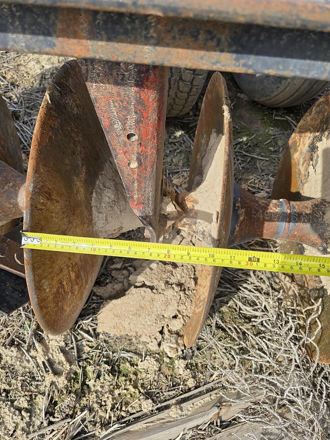 Used 21' International Offset Disk