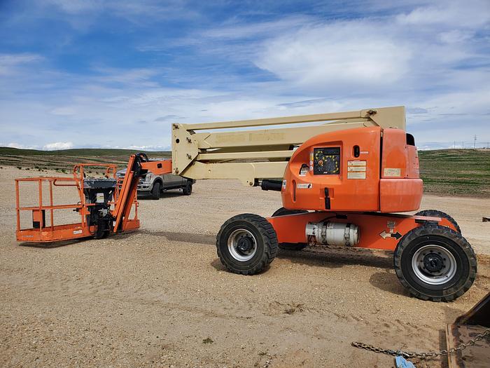 Used 2014 JLG 450AJ Articulated Boomlift w/ 2200 hrs