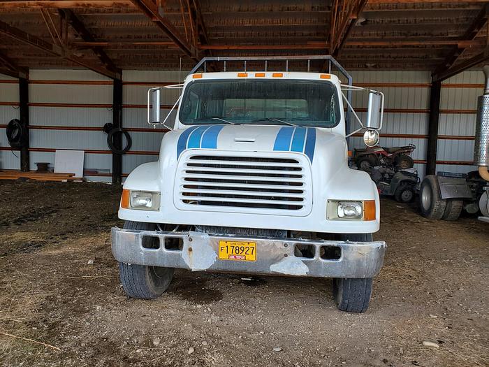 Used 1993 International 4900 Flatbed Truck w/ 20' Bed