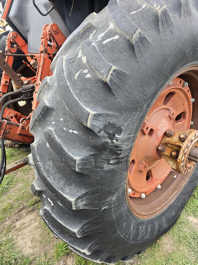 Used International 1086 Tractor