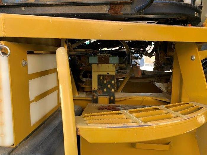 Used Ag-Chem Terragator 8203 Air Spread